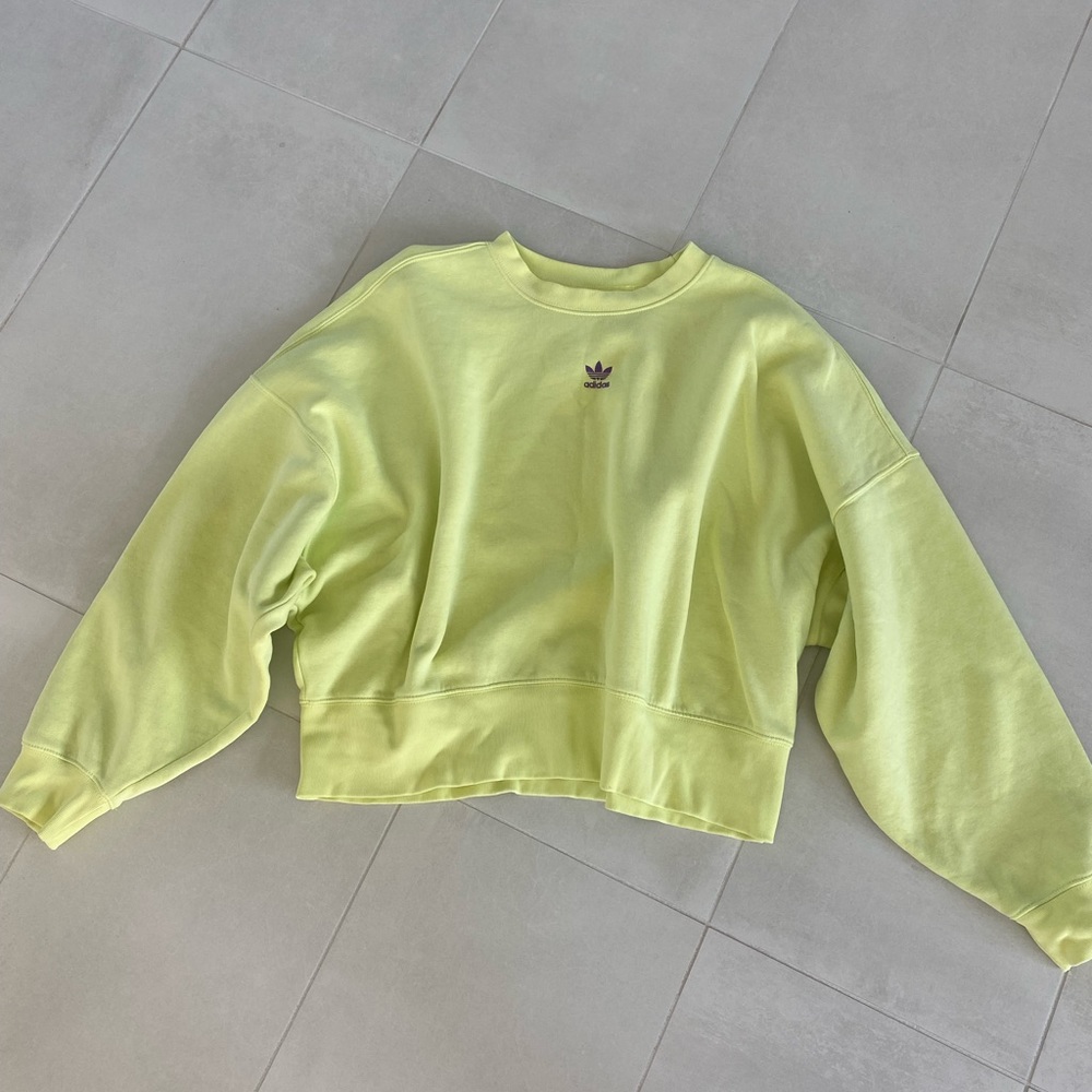 Adidas crewneck sweatshirt